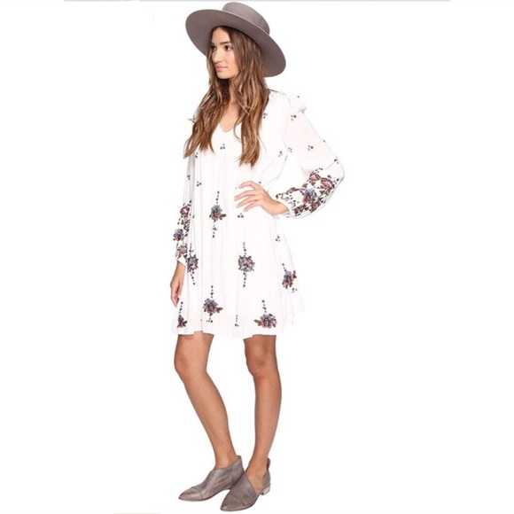 NWT Free People Oxford Embroidered Mini Dress SzXS - Picture 2 of 7